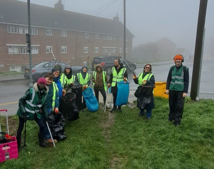 Free Silent Disco Litter Pick with Growing Hollingdean Volunteers